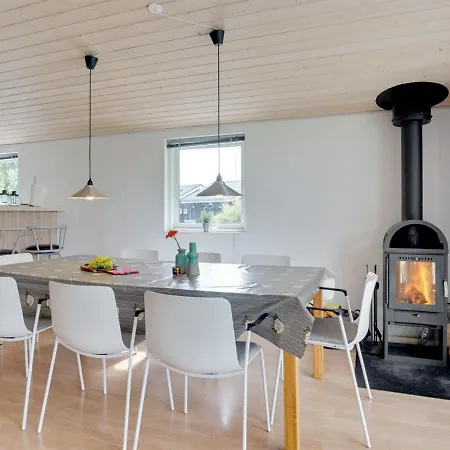 Holiday Alvi - 400m To The Inlet In Ne Jutland By Interhome Holiday home