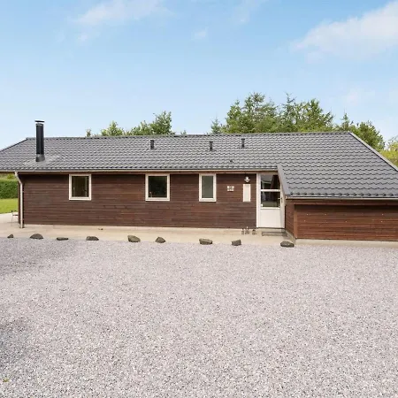 Holiday Alvi - 400m To The Inlet In Ne Jutland By Interhome Storvorde